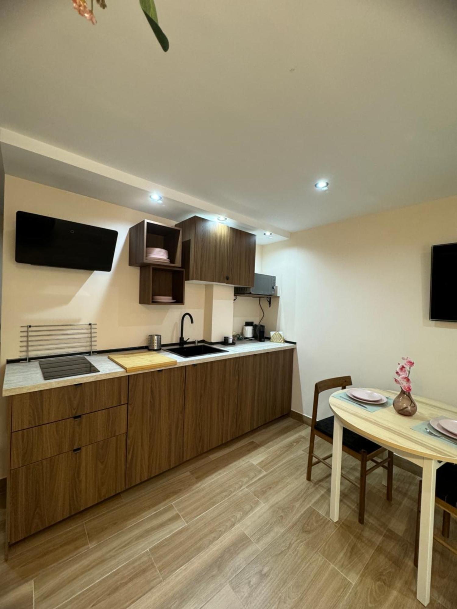 Parking Vigilado Gratis Pleno Centro,Cozy Apartment Granada Picon Center, Recien Reformado Kültér fotó