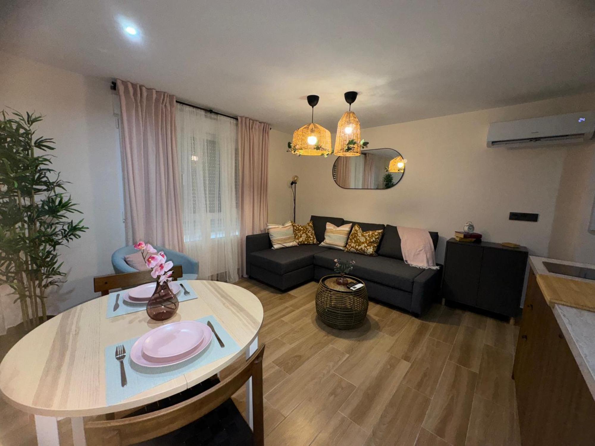 Parking Vigilado Gratis Pleno Centro,Cozy Apartment Granada Picon Center, Recien Reformado Kültér fotó