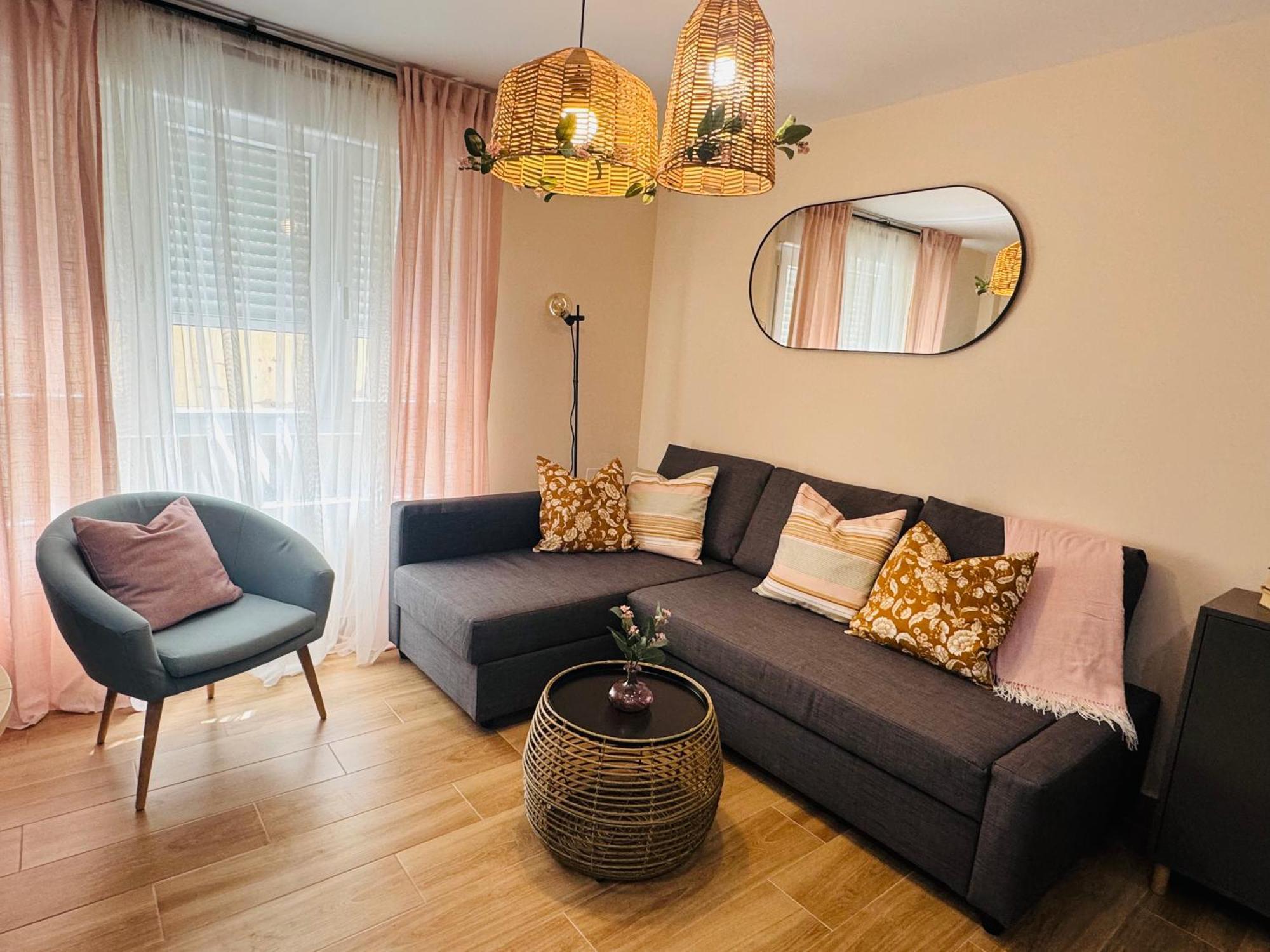 Parking Vigilado Gratis Pleno Centro,Cozy Apartment Granada Picon Center, Recien Reformado Kültér fotó